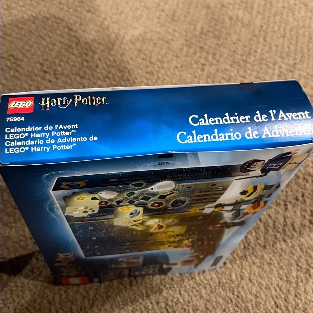 LEGO Harry Potter Advent Calendar set 75964 new and sealed! Retired!